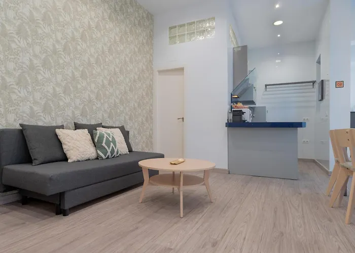 Panther Aladro Iii דירה חרז